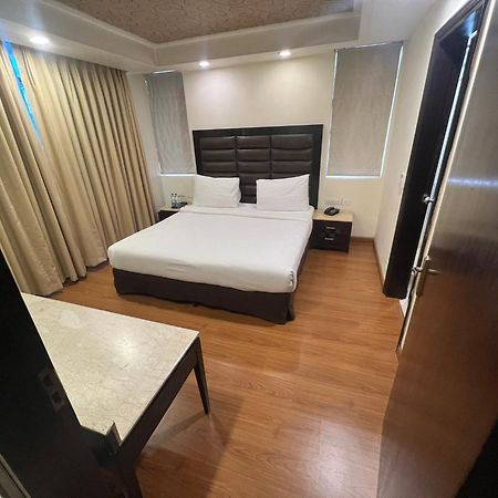 Madhuban Hotel , Yeni Delhi Dış mekan fotoğraf