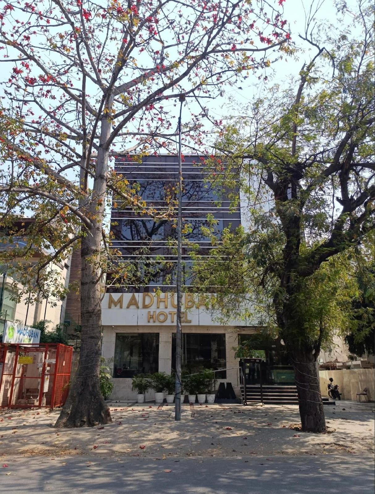 Madhuban Hotel , Yeni Delhi Dış mekan fotoğraf